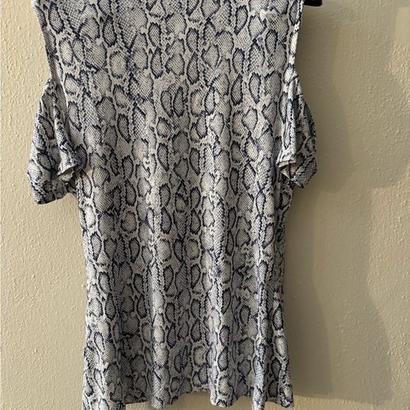 INC Cold Shoulder V-Neck Blouse – Women's Size M – Chic & Elegant - Picture 4 of 4